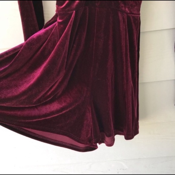 Lulu’s Decorated in Love Maroon Velvet Romper - Picture 4 of 6